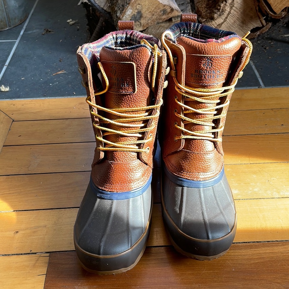 Brooks Brothers Insulated Winter Duck Boots
